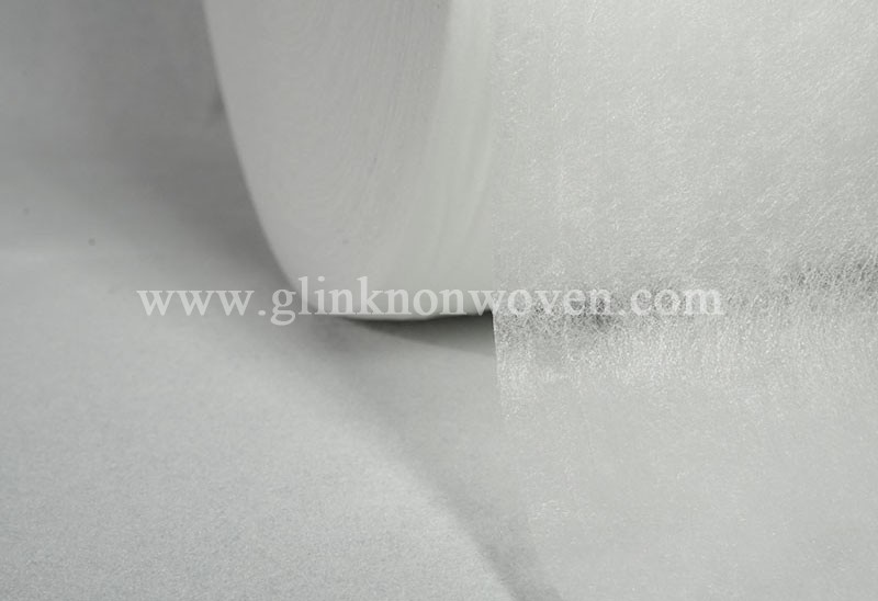 Hot air nonwoven fabric